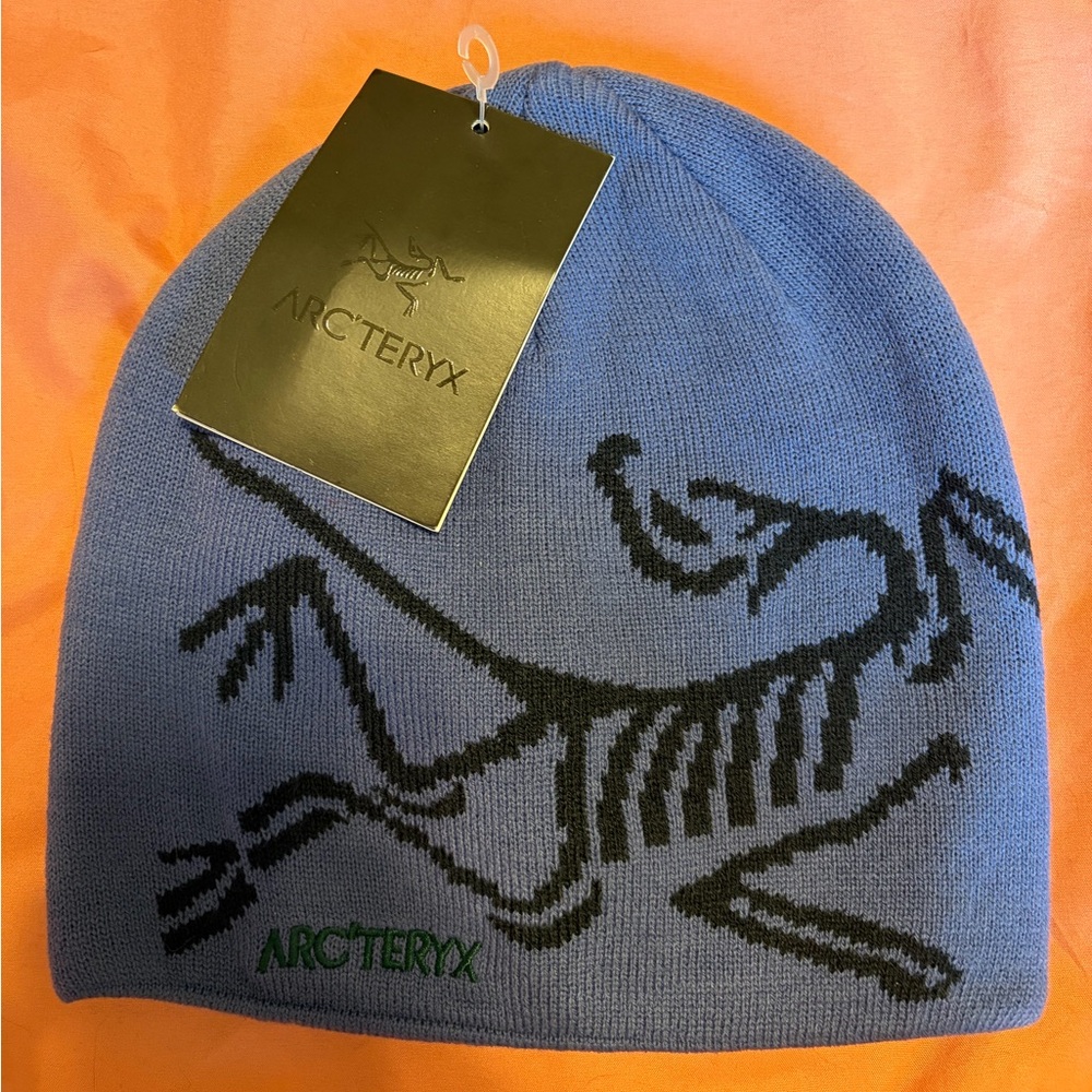 Arc'teryx Blue Knit Hat with Black Design